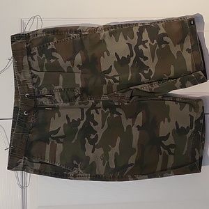 Youth shorts, size large